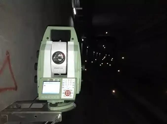 地铁透视辅助工具：深度解析与使用技巧