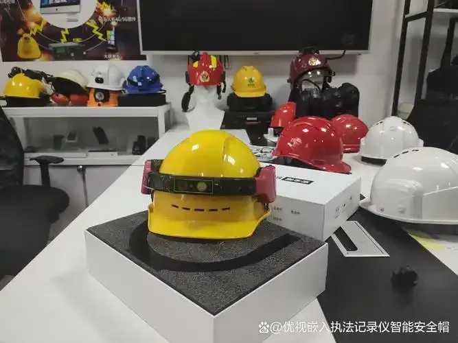 地铁逃生开挂辅助器下载：深度解析与获取途径
