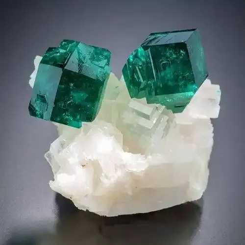 透视矿物研究与应用