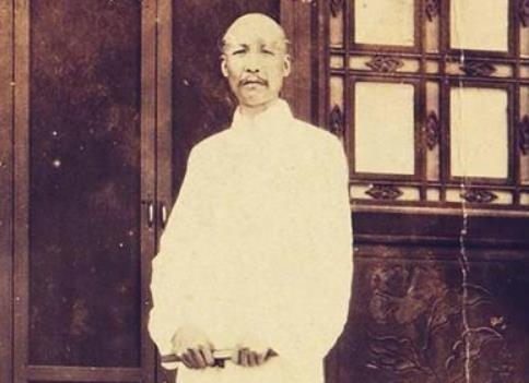 英雄联盟单机破解版震撼来袭