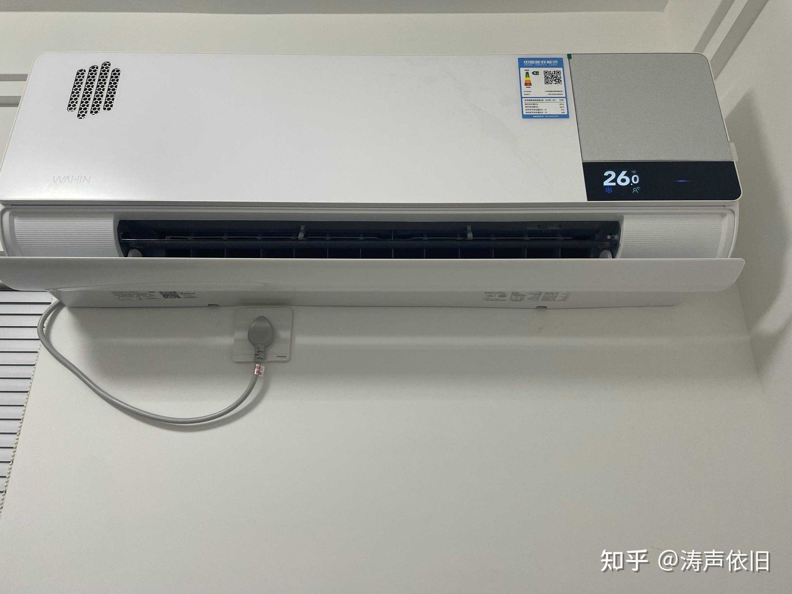 萤火突击锁血外挂评测