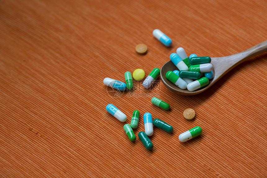 药物洗脱支架抗感染优势分析