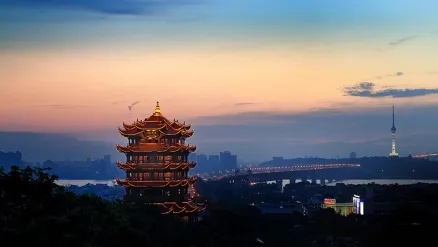 湖北华中长江光电LED芯片研发与生产全解析  湖北 华中 长江 光电 LE D芯 片研 发与 第1张