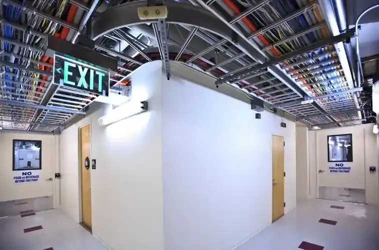 美国洛杉矶ceranetworks数据中心服务高效稳定可靠指南 美国 洛杉 矶c er an et wo rk 第1张 美国洛杉矶ceranetworks数据中心服务高效稳定可靠指南 美国 洛杉 矶c er an et wo rk 第1张