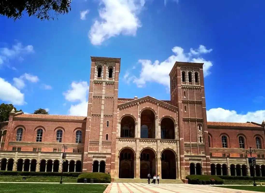 美国洛杉矶Top 10大学全解析 美国 洛杉 矶T op 10 大学 全解 析 第1张 美国洛杉矶Top 10大学全解析 美国 洛杉 矶T op 10 大学 全解 析 第1张