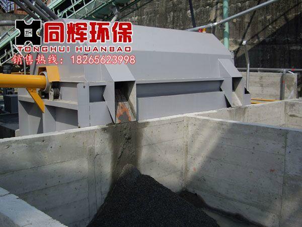 免费云服务器无需实名认证可行吗？