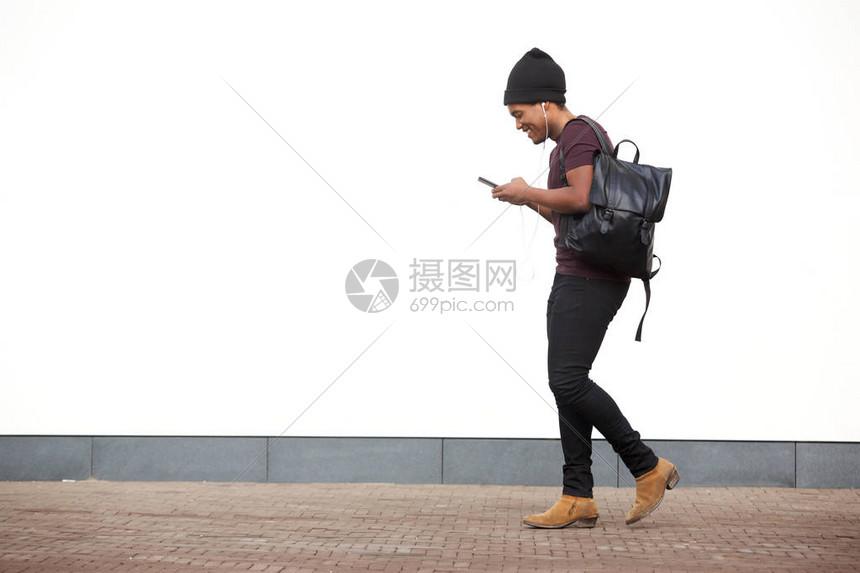 香港服务器免实名注册指南