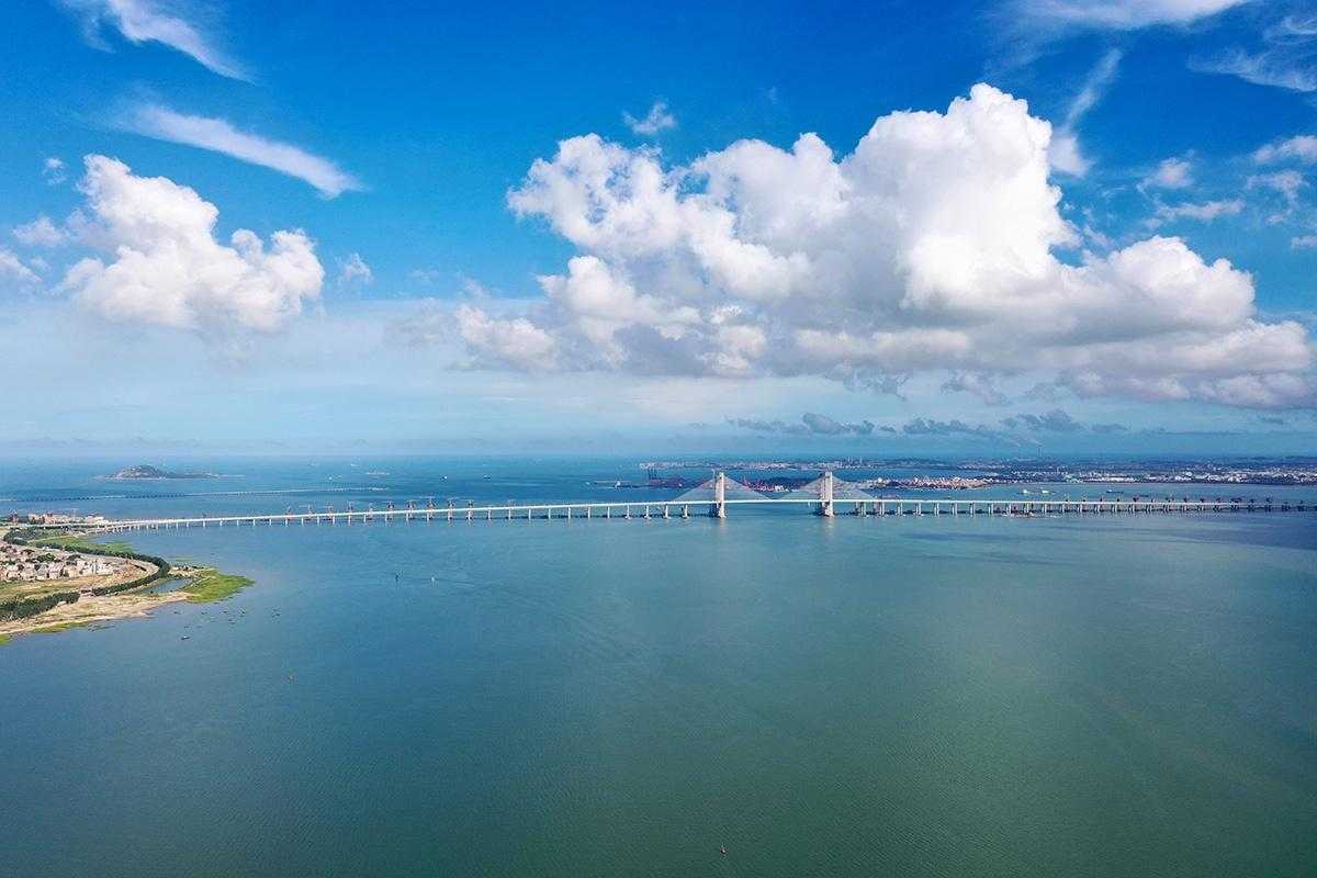 CF自瞄外挂辅助网站攻略，高效提升游戏体验技巧与资源推荐