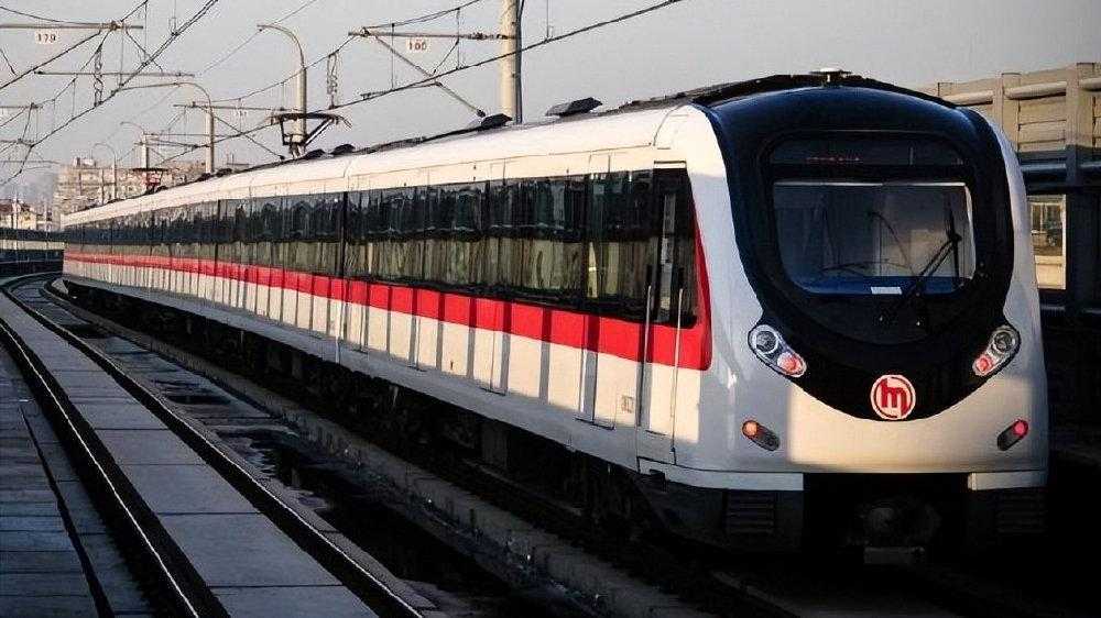 畅享安全：地铁逃生科技，智能防护与应急方案解析