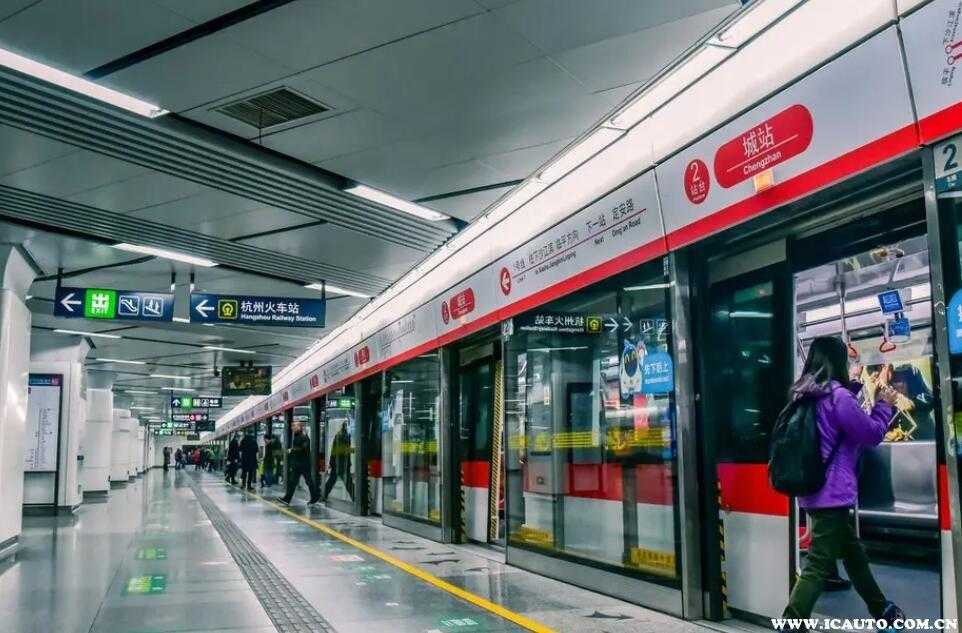 地铁跑酷无限金币版攻略下载，最新技巧大全