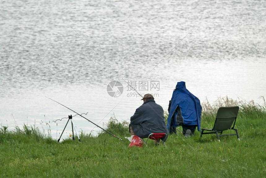 钓鱼大师破解版无限金币钻石版下载攻略
