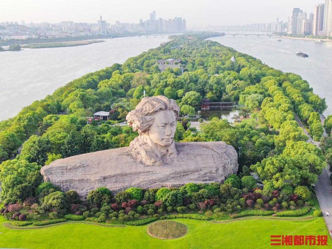 和平精英准星辅助器安卓版，必备外挂工具使用技巧与下载方法
