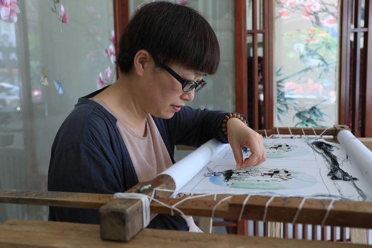 QQ炫舞自动买衣服辅助工具下载教程