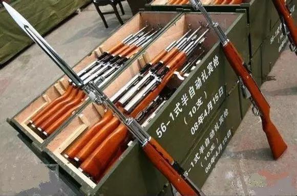 暗区突围自瞄插件实战评测精准提升战力