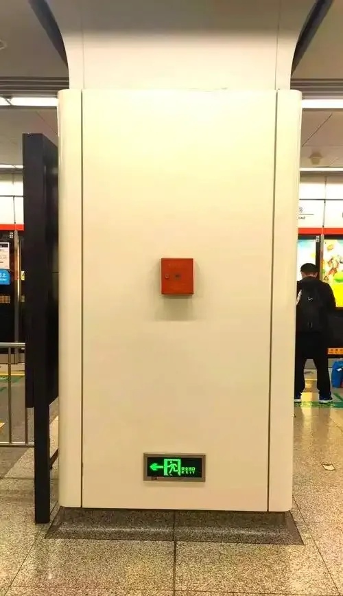 地铁逃生辅助器免费版下载安装指南：苹果iOS手机端外挂脚本工具助手