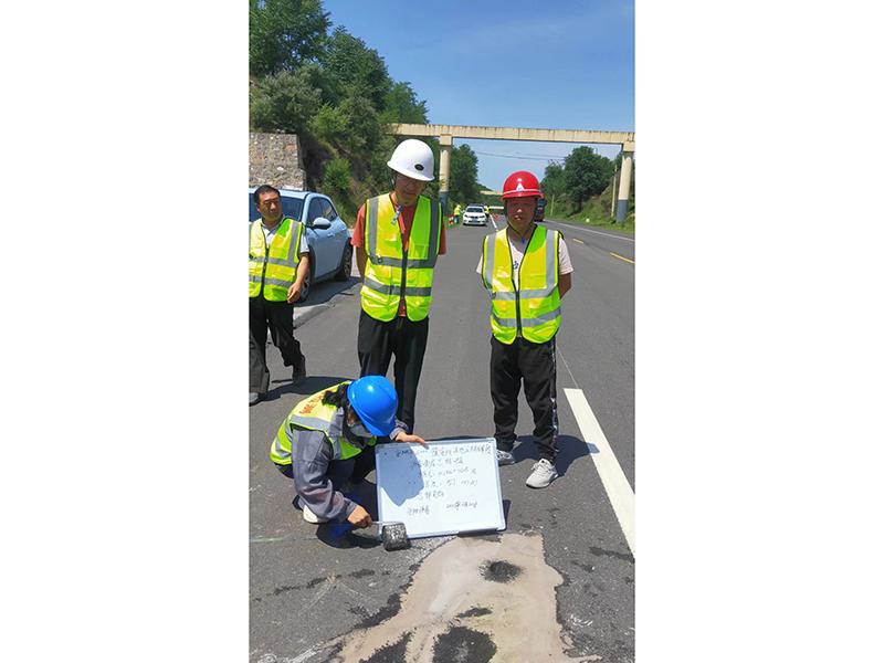 暗黑破坏神不朽手机版苹果iOS免费脚本下载安装评测及外挂优化工具
