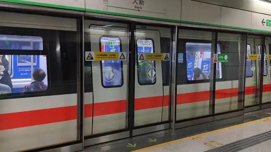 地铁屏蔽门维护指南故障处理技巧安全运行设计解析