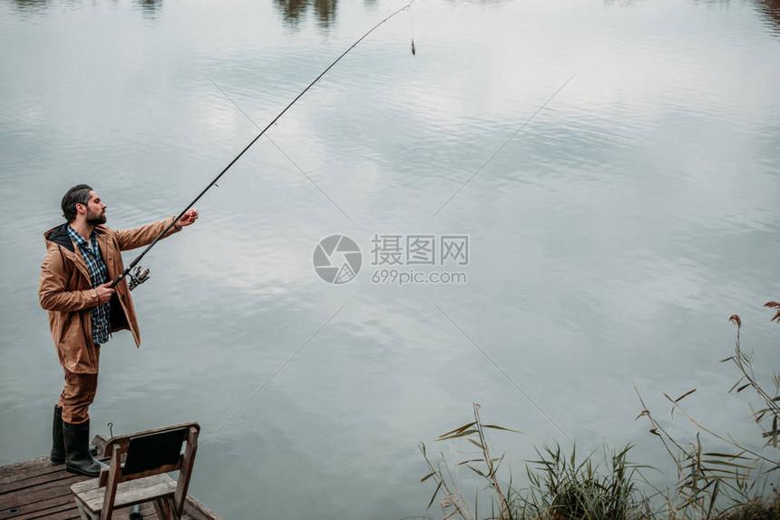钓鱼大师破解软件下载教程及安全风险解析