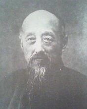 和平精英》无付费科技开挂下载与防封机制研究