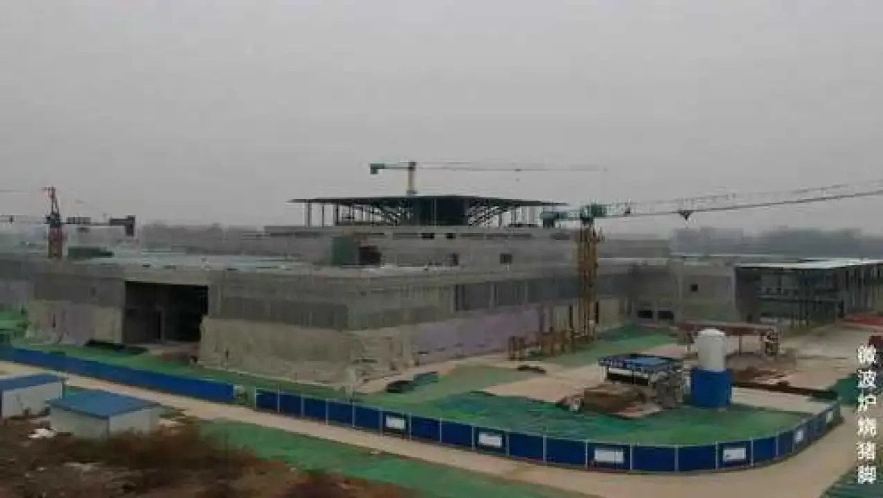 和平精英外挂工具助手免费下载安装教程及苹果iOS手机版容器直装指南