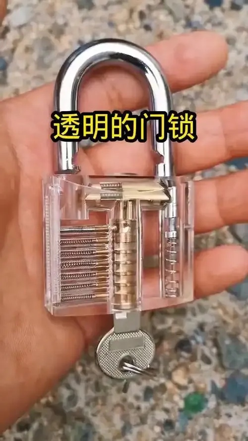 免费挂锁头透视锁血功能全解析与技巧总结