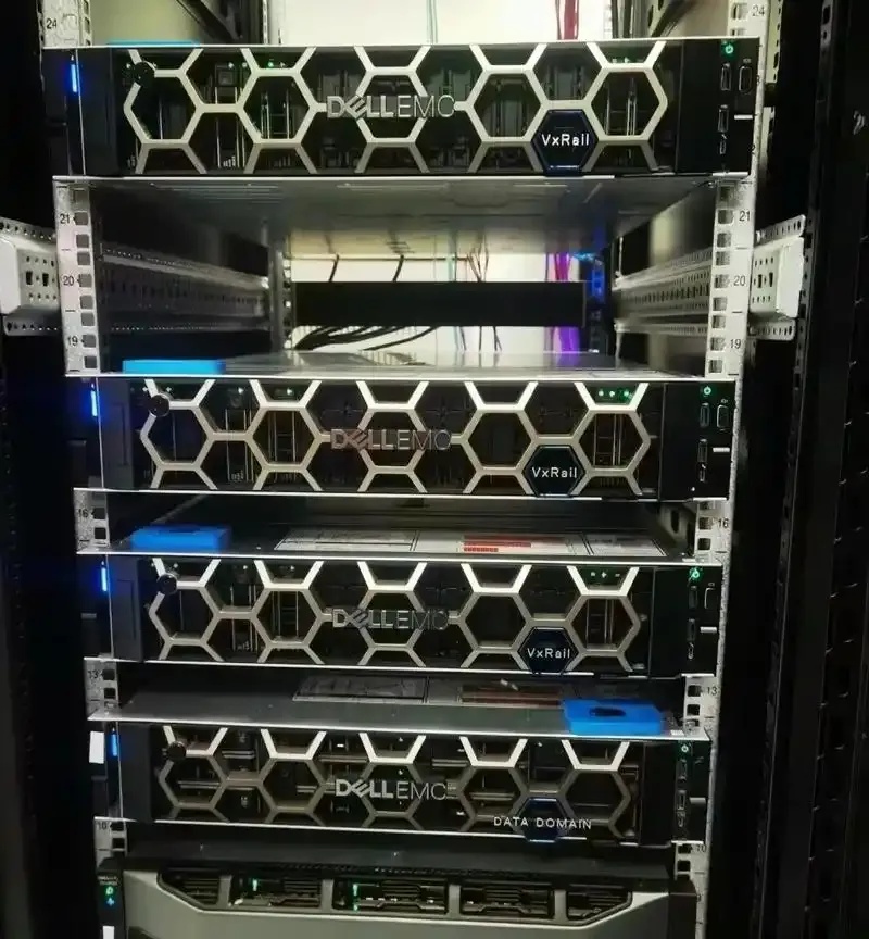 免费服务器对比评测：性能稳定性分析