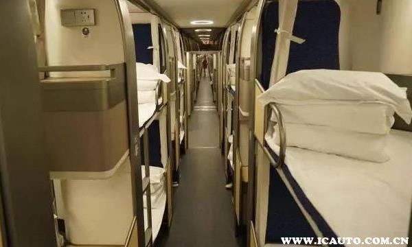 暗区开服：QQ登录奖励秘籍，速速领取！
