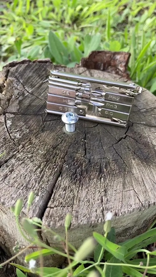 香肠派对外挂辅助器小扳手怎么使用