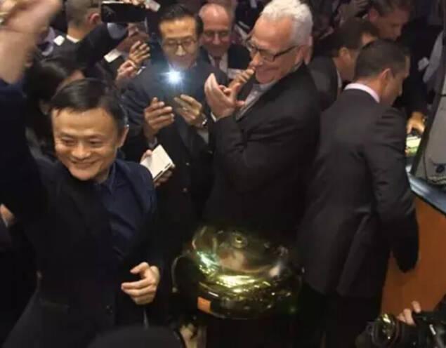 小徐公益直装:探索公益服务新模式