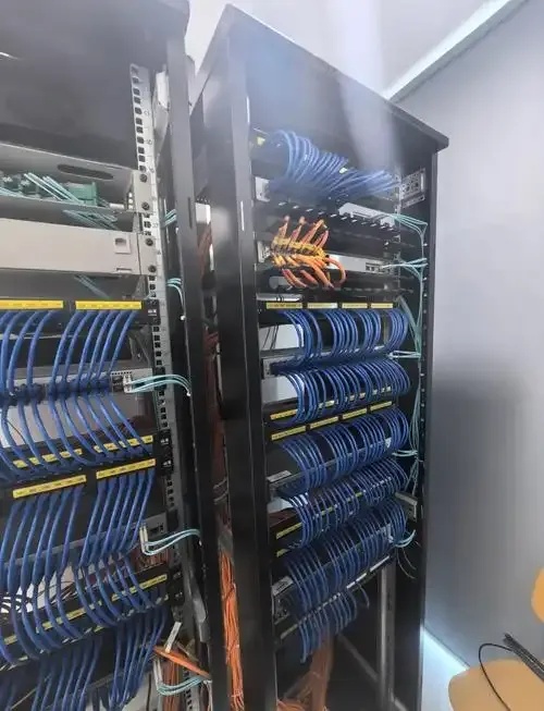 新手如何轻松搭建网站?全面指南