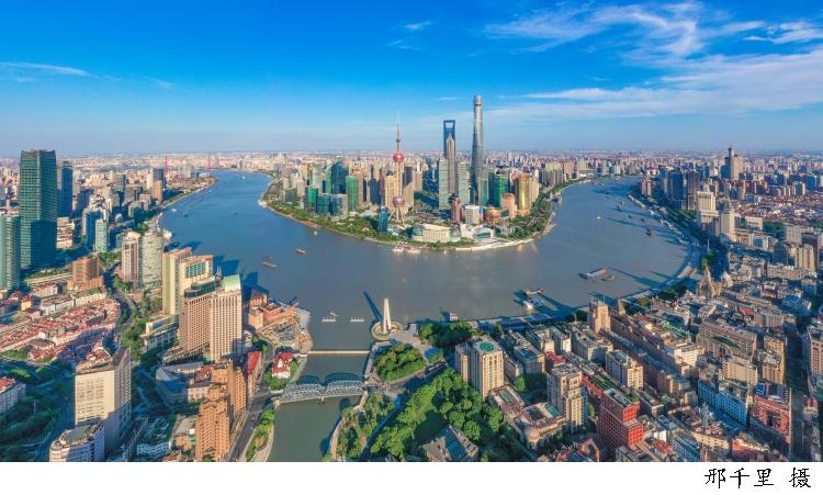 使命召唤开挂器免费下载 - 游戏外挂助力,轻松通关!