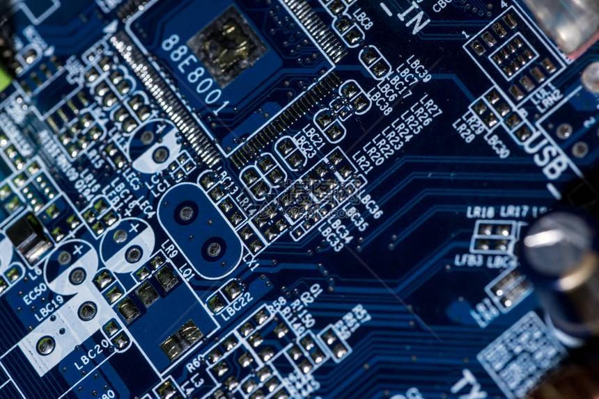 iOS免越狱游戏大全及安装方法