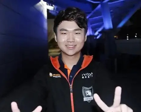 rox辅助是什么软件?