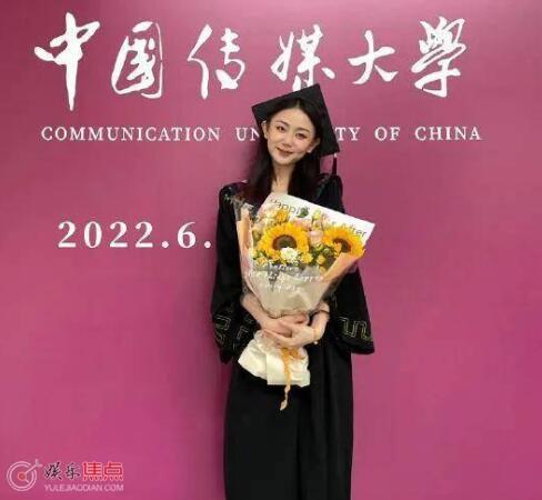 高能英雄自瞄锁头辅助器下载:偷藏版V神终极版秒杀无敌!