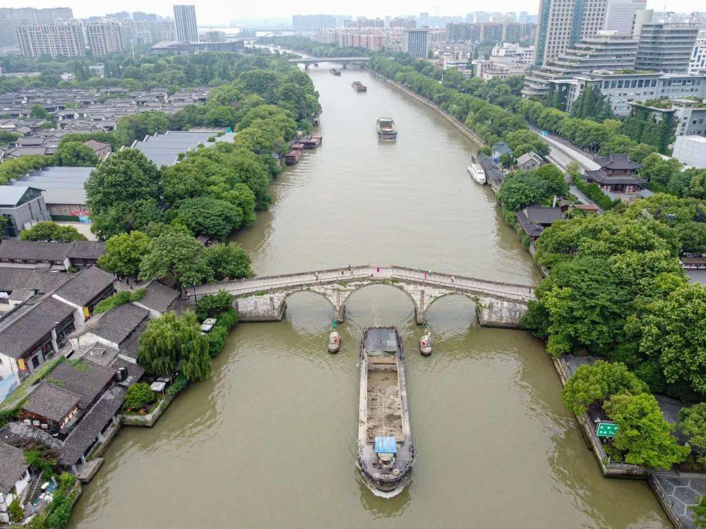和平精英辅助透视自瞄软件全攻略