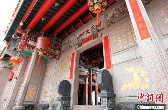 逆战破解版下载