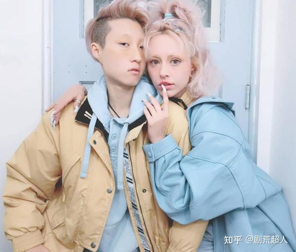 逆战未来秘境眼镜获取方法