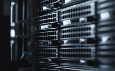 云服务器10元租用技巧与网站托管指南