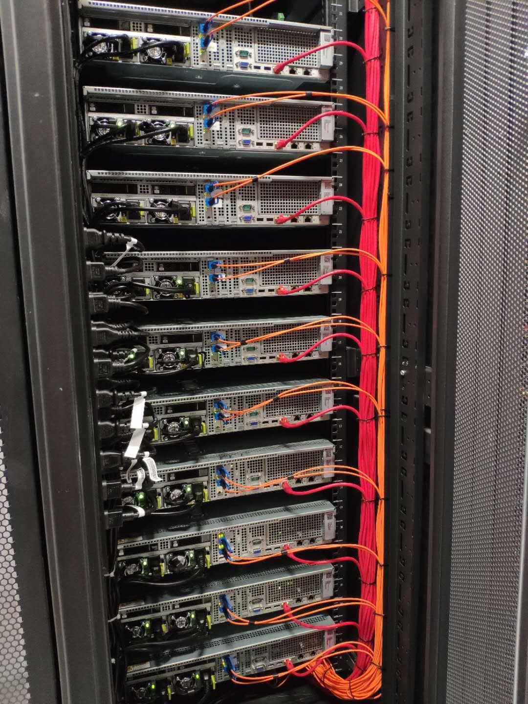 服务器租用价格与选择因素解析